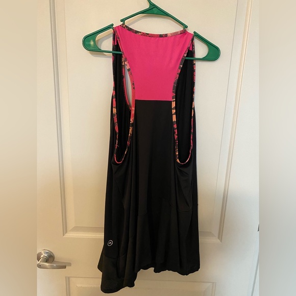 ASOS curve simply be activewear tank top in black - Picture 6 of 9